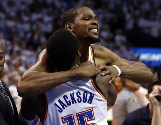 完成致命一 完成致命一